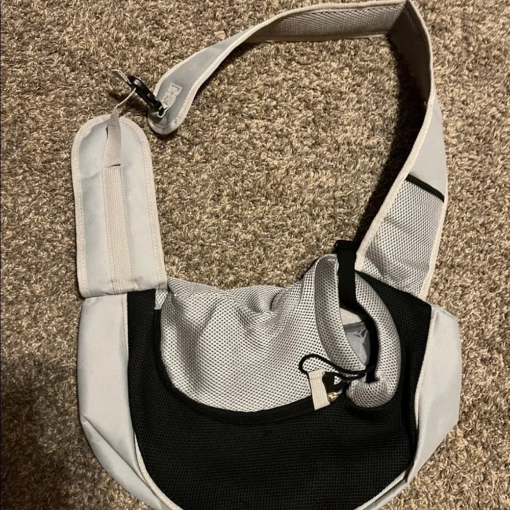 Small pet sling carrier